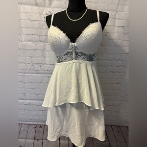Seductive Wear by Cinema Etoile Bridal White Babydoll nightie XL EUC